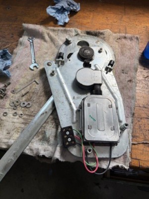 Fensterheber gereinigt