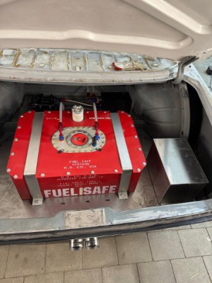 WhatsApp Bild 2025-09-18 um 15.15.24_0743bd3a.jpg (56.11 KiB) 11410 mal betrachtet Kofferaumausbau