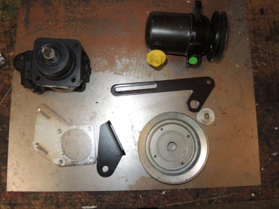 Foto_11132.JPG (116.44 KiB) 1515 mal betrachtet Die eckige Pumpe