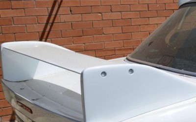 e9-Heckspoiler1.jpg (52.49 KiB) 649 mal betrachtet e9-Heckspoiler1.jpg