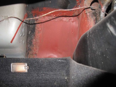 2010 - Handschuhfach.JPG (76.12 KiB) 83822 mal betrachtet 2010 - Handschuhfach innen