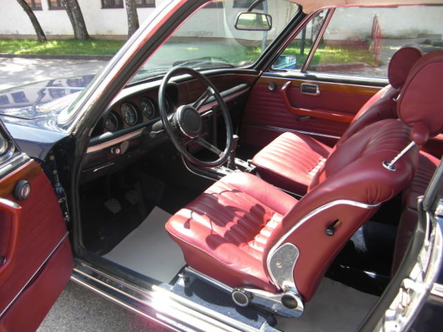 Außen Atlantic  - Innen Leder rot vorne 1.jpg