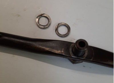 Kupferscheiben Hohlschrauben unten.JPG (30.2 KiB) 7071 mal betrachtet Aluscheiben unten