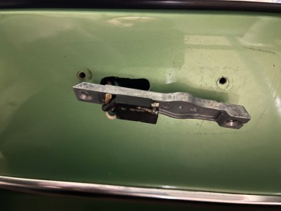 IMG_0819.jpeg (104.73 KiB) 10745 mal betrachtet Keil, Bohrung (+Rost und Spuren Undichtigkeit)