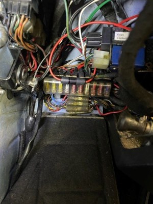 Sicherungskasten etc final.jpg (57.2 KiB) 6151 mal betrachtet Sicherungskasten etc final.jpg