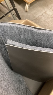 e89f809b-e70f-4d64-acba-b1736c3b5c9b.JPG (79.14 KiB) 8127 mal betrachtet gibts auch mit dem harten Belag auf der Unterseite