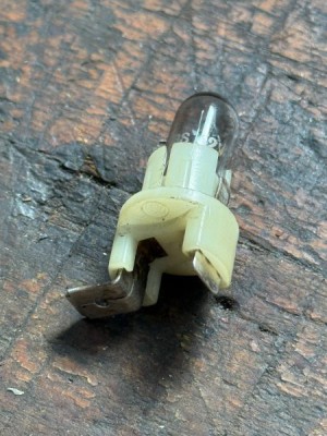 2025-02-21 at 14.37.27_8af864bc.jpg (72.44 KiB) 4356 mal betrachtet Leuchte Zuendschloss